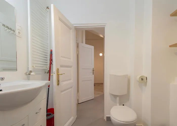아파트 Dohany With 3bedroom 1,5bath - 9people *