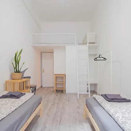 Apartment Dohany With 3bedroom 1,5bath - 9people *