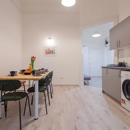 Apartment Dohany With 3bedroom 1,5bath - 9people *