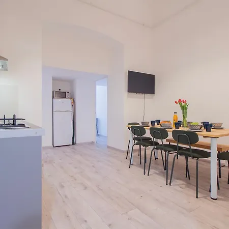 Dohany With 3bedroom 1,5bath - 9people * Budapest