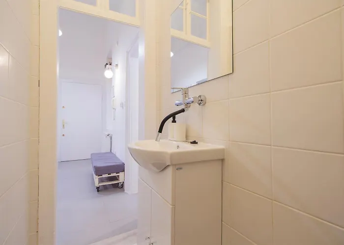 Dohany With 3bedroom 1,5bath - 9people *