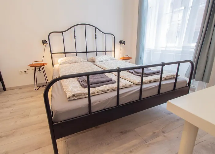 Dohany With 3bedroom 1,5bath - 9people ブダペスト