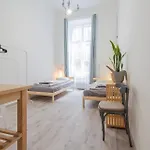 Appartement Dohany With 3bedroom 1,5bath - 9people *